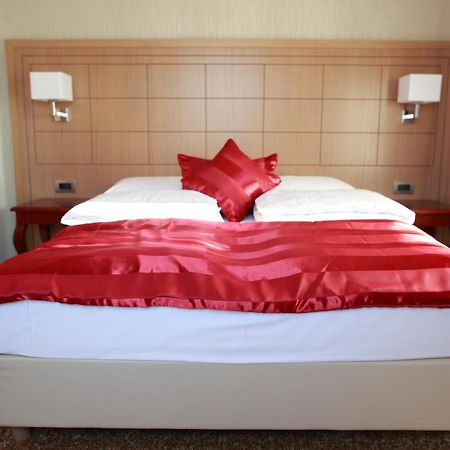 Hotel Raca Sesvete Phòng bức ảnh