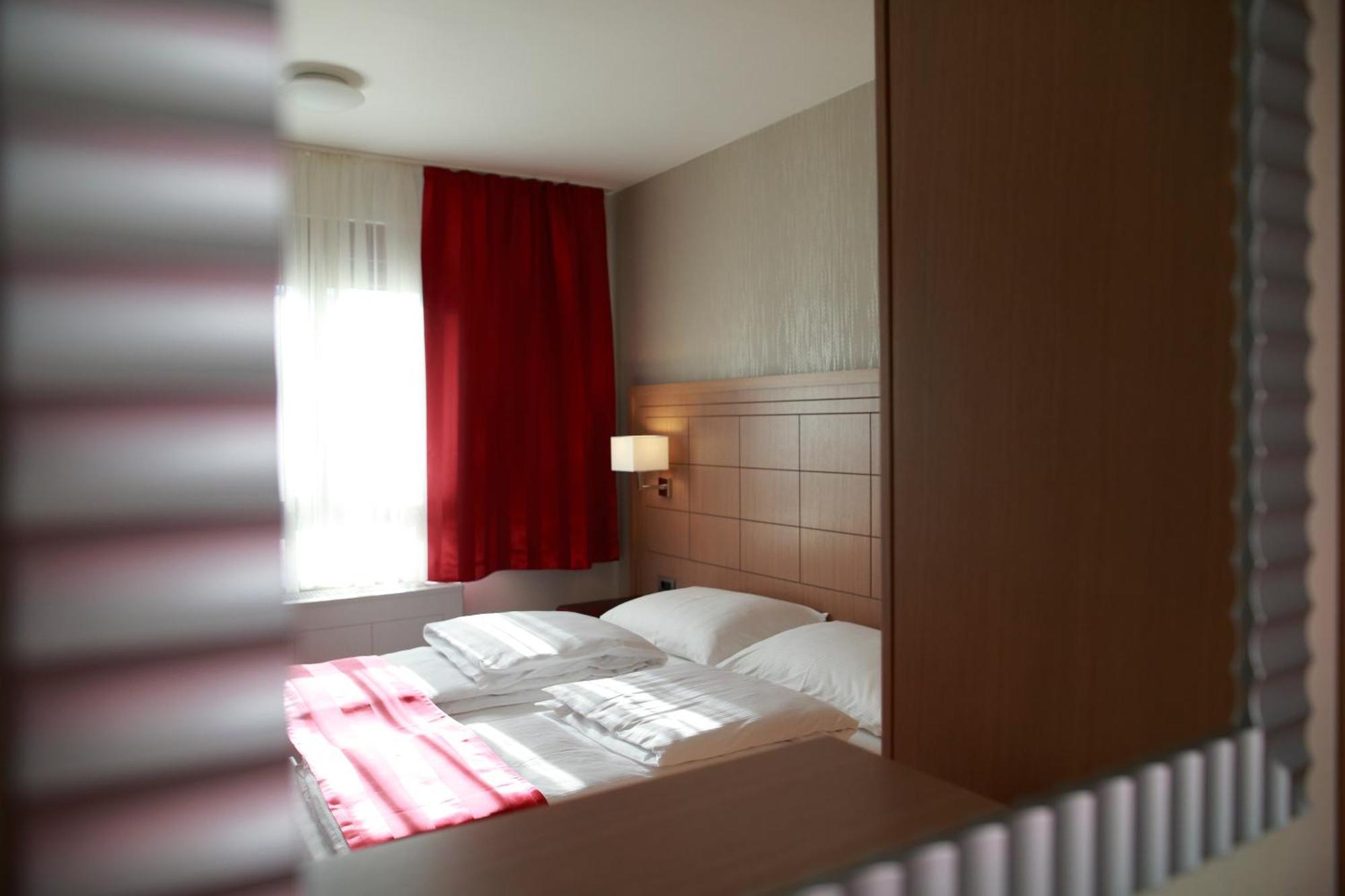 Hotel Raca Sesvete Phòng bức ảnh